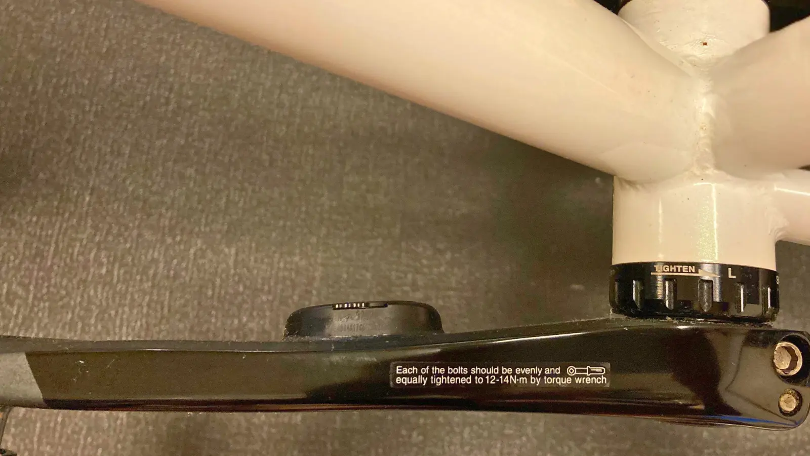 4iiiiパワーメーターの電池ボックス